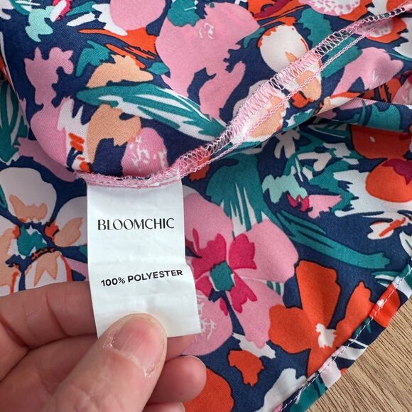 BloomChic US 28 Floral Ruffle Sleeve Top Women's Plus Size - Picture 6 of 6